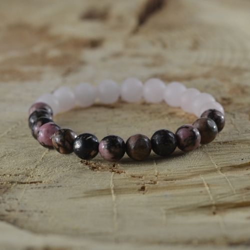 mineralni-naramek-rodonit